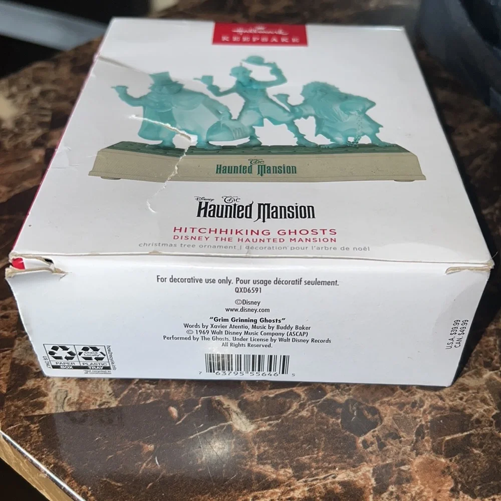 Hallmark Keepsake Disney Haunted Mansion Hitchhiking Ghosts Christmas Ornament